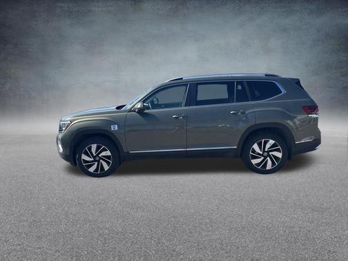 Avocado Green Pearl 2026 Volkswagen Atlas 2.0T SEL