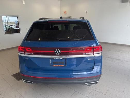 2025 Volkswagen Atlas 2.0T SE