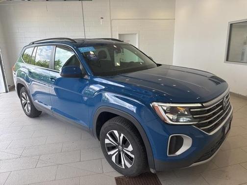 2025 Volkswagen Atlas 2.0T SE