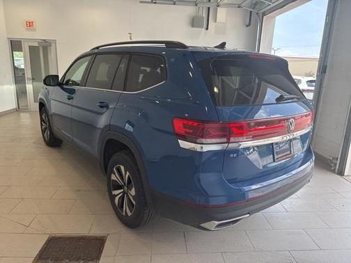 2025 Volkswagen Atlas 2.0T SE