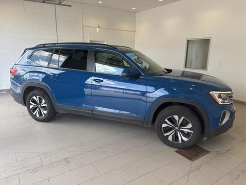 2025 Volkswagen Atlas 2.0T SE