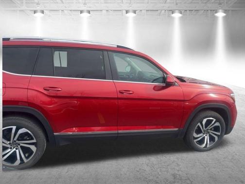 Aurora Red Metallic 2023 Volkswagen Atlas 3.6L SEL