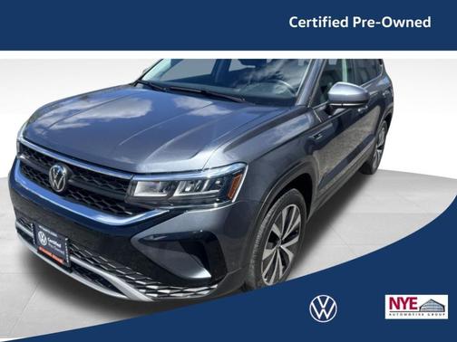 Platinum Gray Metallic 2022 Volkswagen Taos 1.5T SE