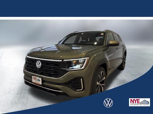 Avocado Green Pearl 2026 Volkswagen Atlas Cross Sport 2.0T SEL Premium R-Line