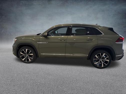Avocado Green Pearl 2026 Volkswagen Atlas Cross Sport 2.0T SEL Premium R-Line