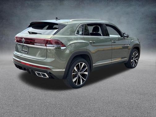 Avocado Green Pearl 2026 Volkswagen Atlas Cross Sport 2.0T SEL Premium R-Line