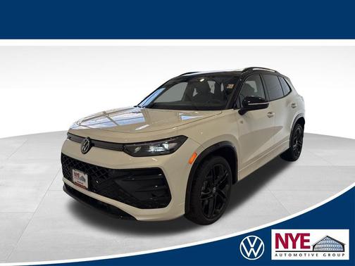 2026 Volkswagen Tiguan 2.0T SEL R-Line