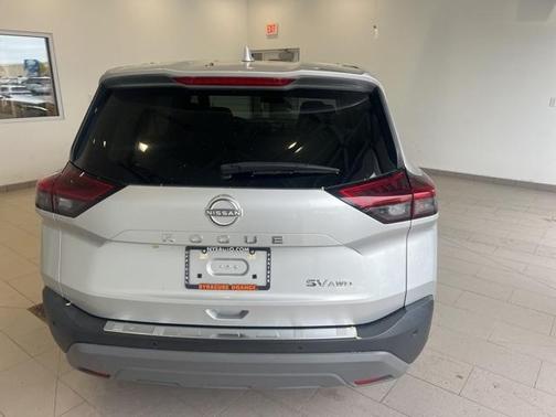 2022 Nissan Rogue SV