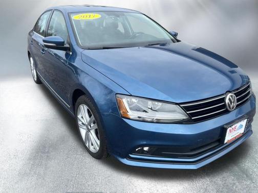 Silk Blue Metallic 2017 Volkswagen Jetta 1.8T SEL