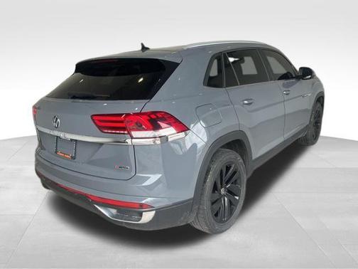 2022 Volkswagen Atlas Cross Sport 2.0T SE w/Technology