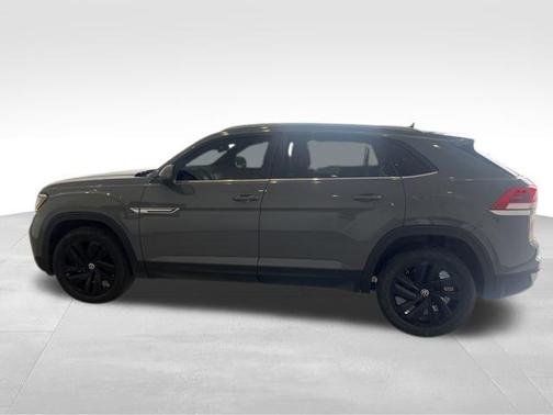 2022 Volkswagen Atlas Cross Sport 2.0T SE w/Technology