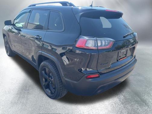 Diamond Black 2021 Jeep Cherokee Latitude