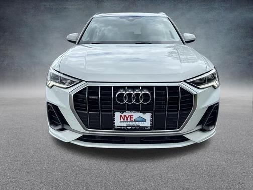 Arkona White 2025 Audi Q3 45 S line Premium