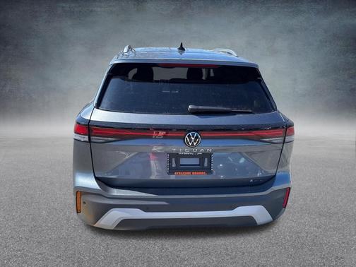 Platinum Gray Metallic 2026 Volkswagen Tiguan 2.0T S