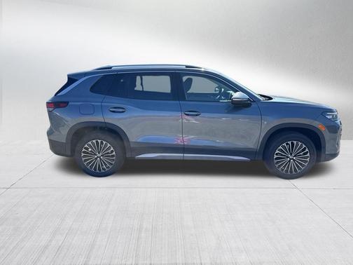 Platinum Gray Metallic 2026 Volkswagen Tiguan 2.0T S