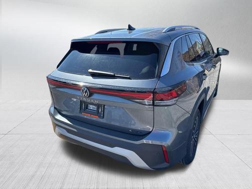 Platinum Gray Metallic 2026 Volkswagen Tiguan 2.0T S