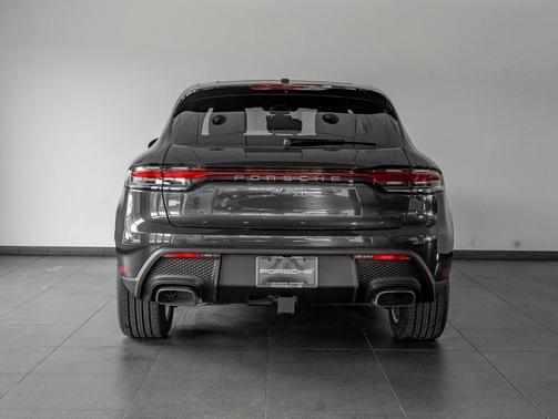 2025 Porsche Macan