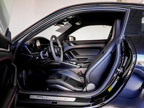 2020 Porsche 911 Carrera 4S