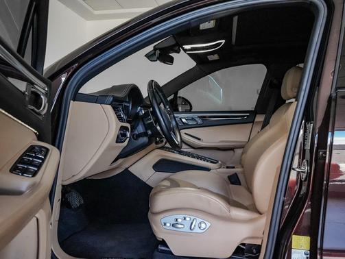2021 Porsche Macan S