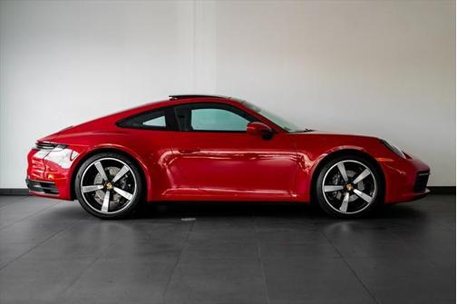 2024 Porsche 911 Carrera