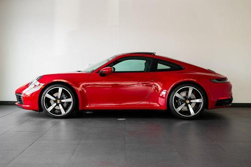 2024 Porsche 911 Carrera