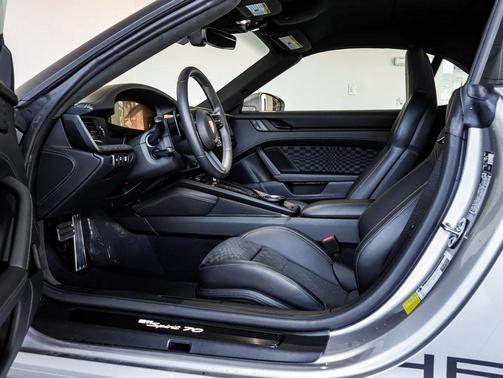 2026 Porsche 911 Carrera GTS