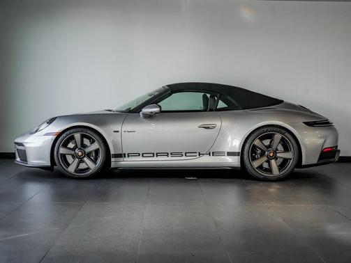 2026 Porsche 911 Carrera GTS