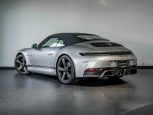 2026 Porsche 911 Carrera GTS
