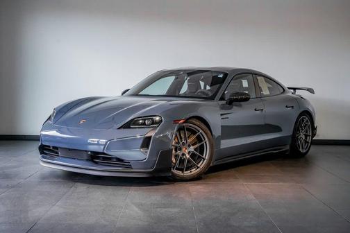 2025 Porsche Taycan Turbo GT