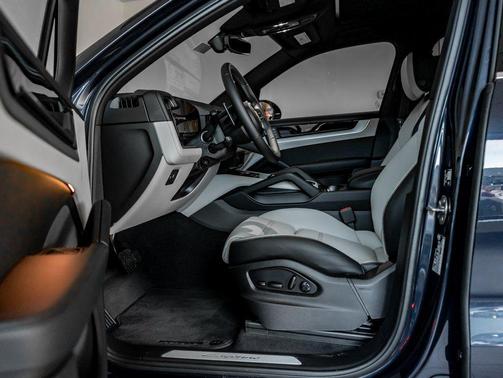 2026 Porsche Cayenne Cayenne E-Hybrid