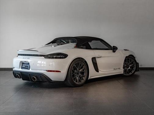 2024 Porsche 718 Spyder RS