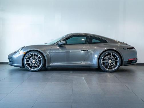 Agate Grey Metallic 2022 Porsche 911 Carrera 4