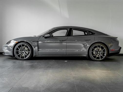 2026 Porsche Taycan 