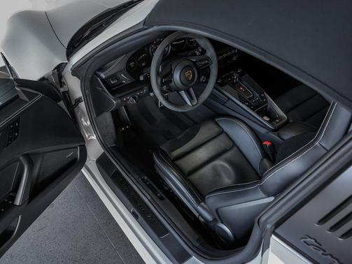 2023 Porsche 911 Targa 4 GTS