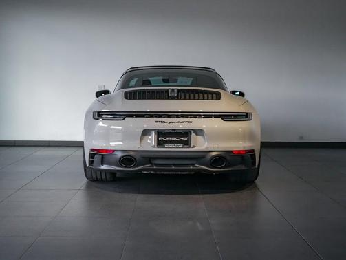 2023 Porsche 911 Targa 4 GTS