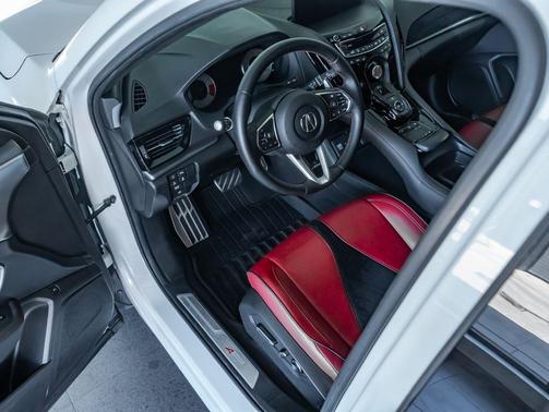 White Diamond Pearl 2019 Acura RDX A-Spec