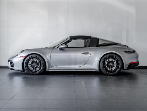 2024 Porsche 911 Targa 4 GTS