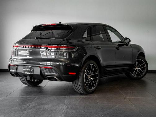 2025 Porsche Macan 