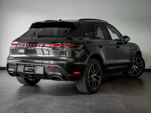 2024 Porsche Macan Base