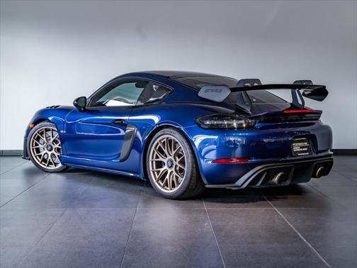 2023 Porsche 718 Cayman GT4 RS