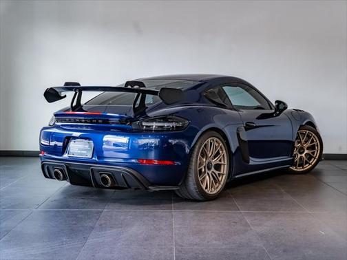 2023 Porsche 718 Cayman GT4 RS