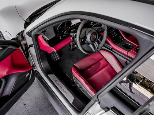 2022 Porsche Taycan 4S