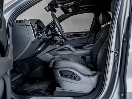 2023 Porsche Cayenne Cayenne
