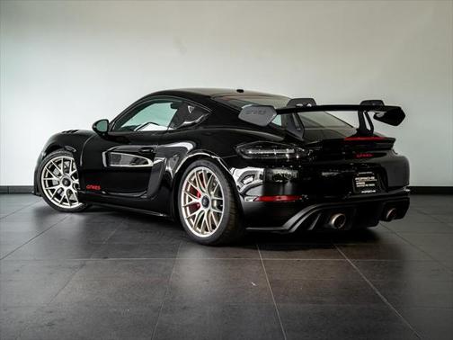 2023 Porsche 718 Cayman GT4 RS