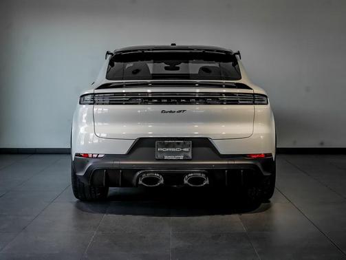 2024 Porsche Cayenne Turbo GT