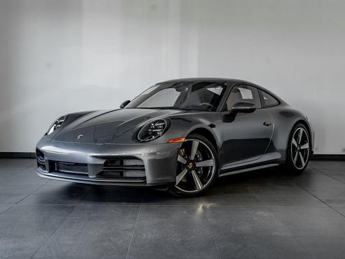 2025 Porsche 911 Carrera