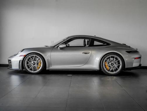 2025 Porsche 911 GT3