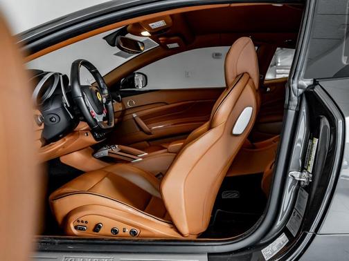 2013 Ferrari FF Base