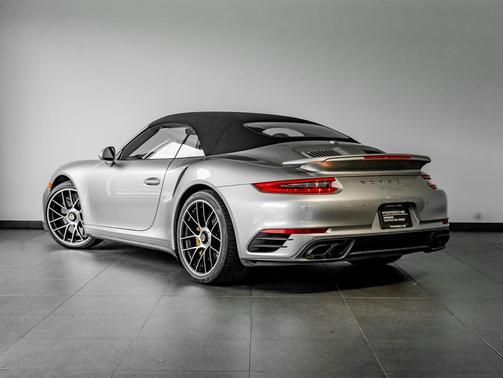 2019 Porsche 911 Turbo S