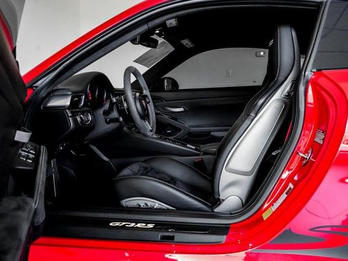 2019 Porsche 911 GT3 RS